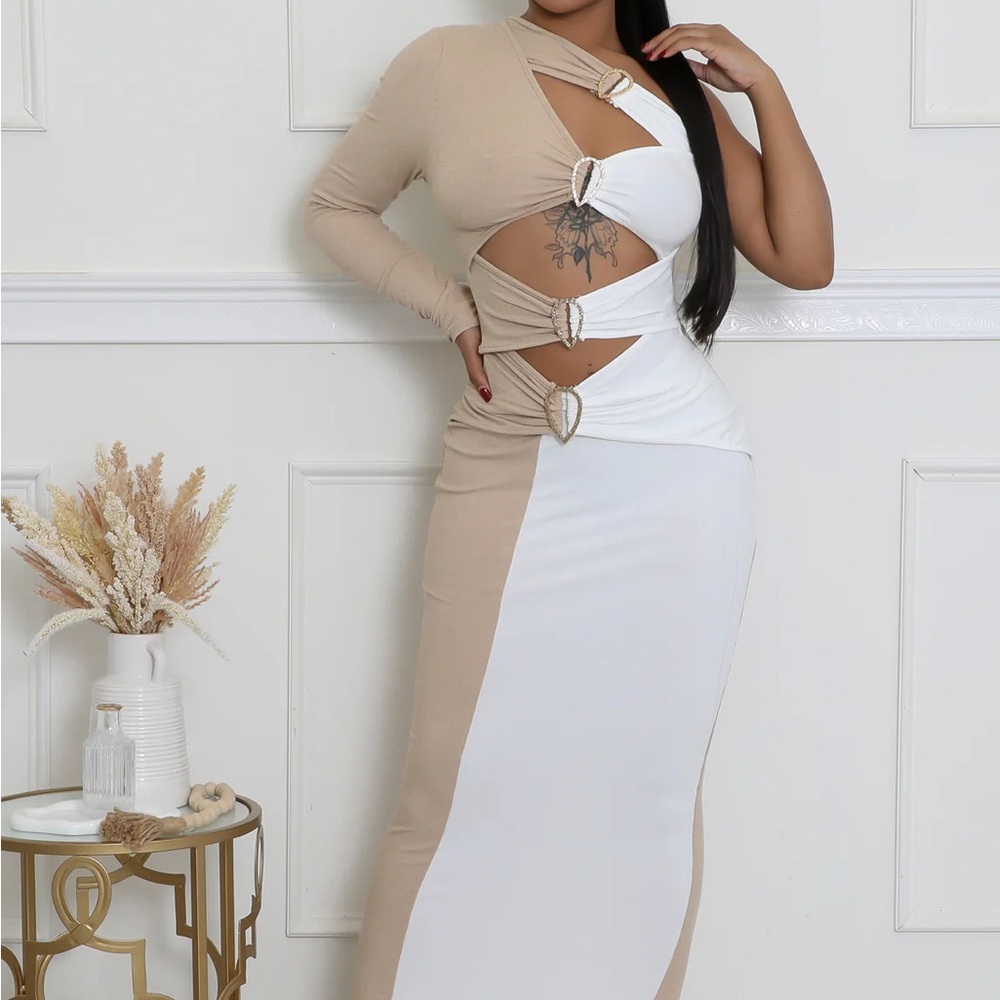 Elegant Beige and White Women's Dress